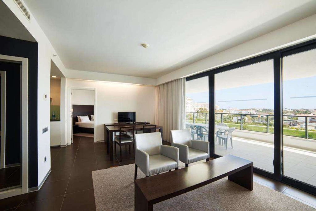 hotel all in one8